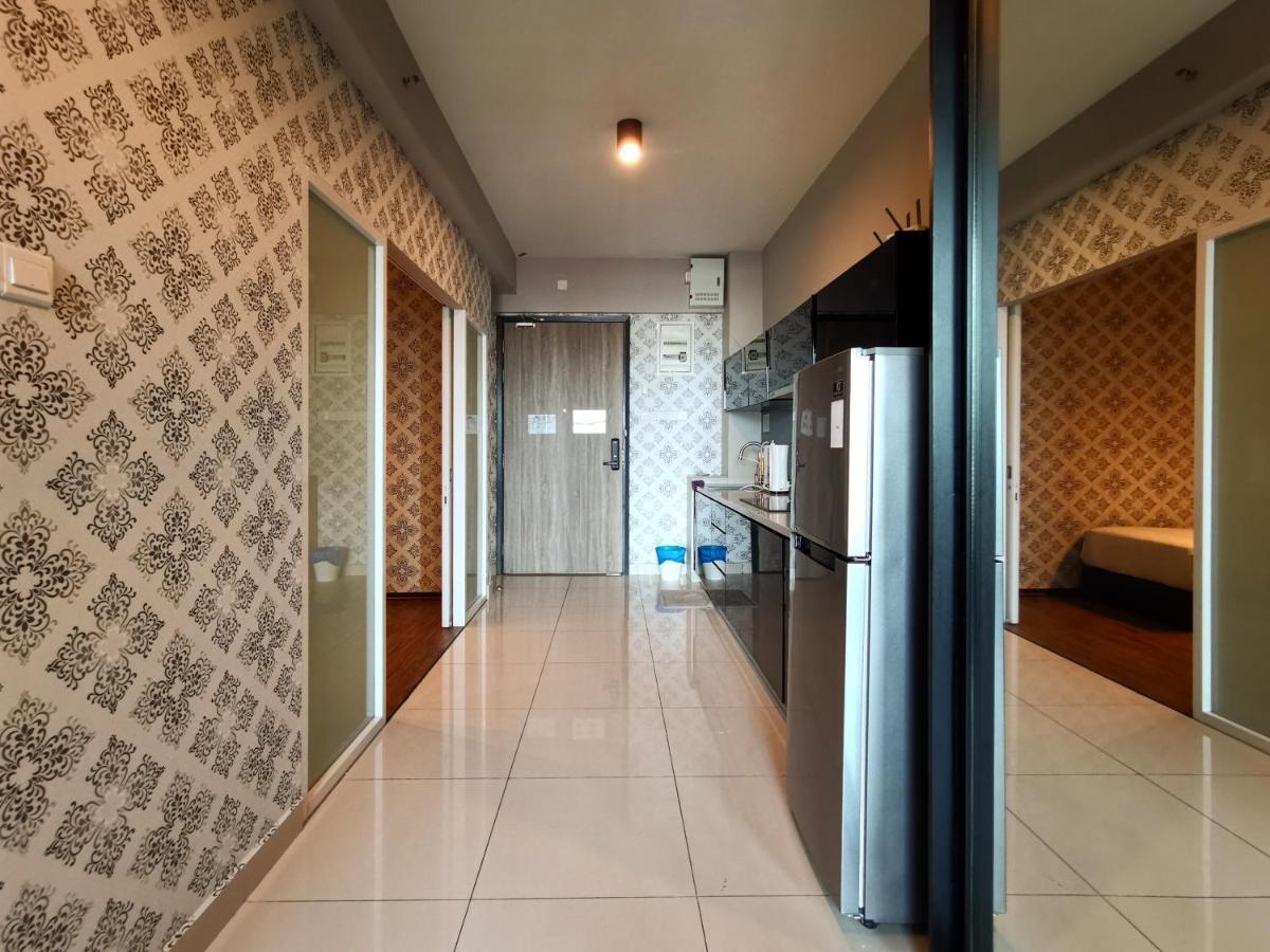 Maritime Suites Penang Jelutong Exterior foto